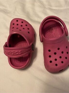 CROCS Kids Slip-On Clog in Bright Pink